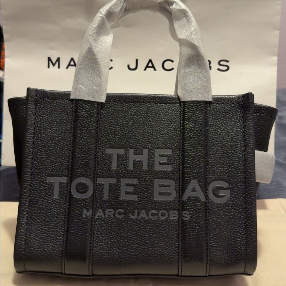 Marc Jacobs The Tote Bag...$395 Retail